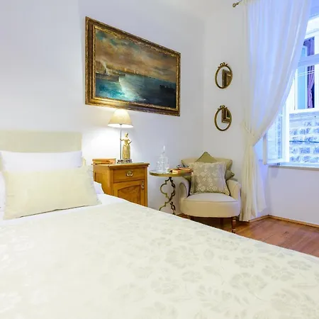 Flores 3* Ragusa