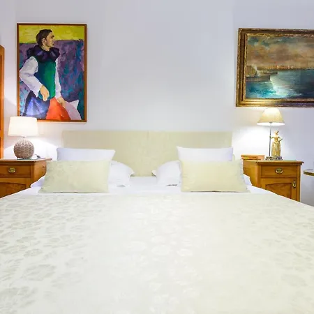 Flores Konukevi Dubrovnik